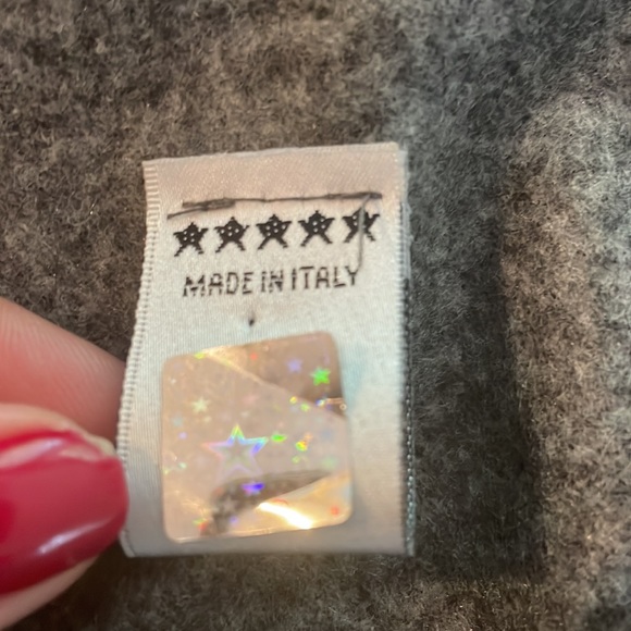 Made in Italy bought in Greece, worn for photo - Picture 3 of 4